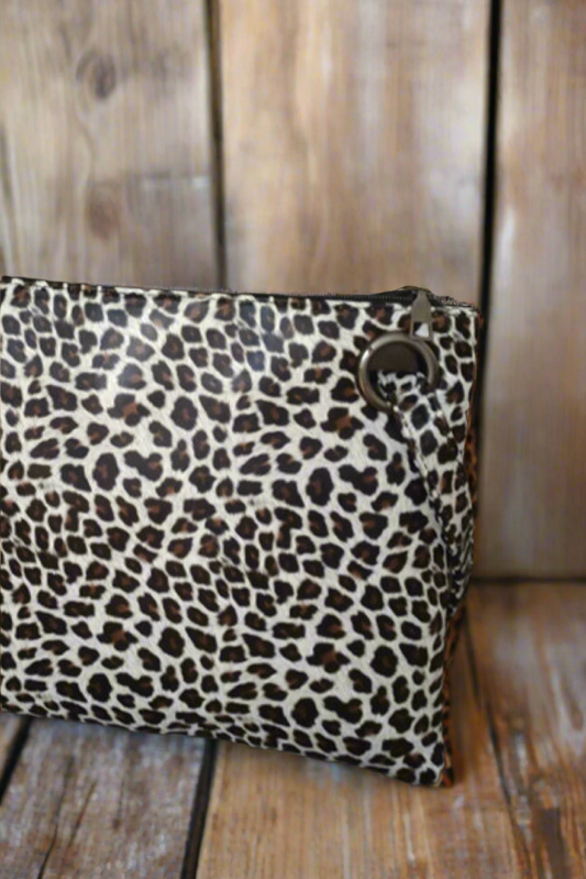 Leopard PU Leather Clutch
