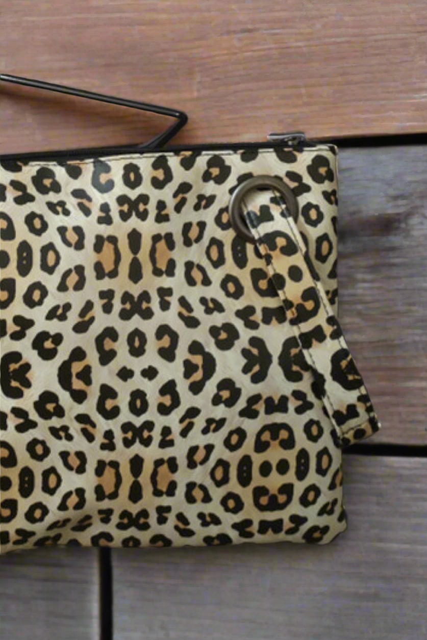 Leopard PU Leather Clutch
